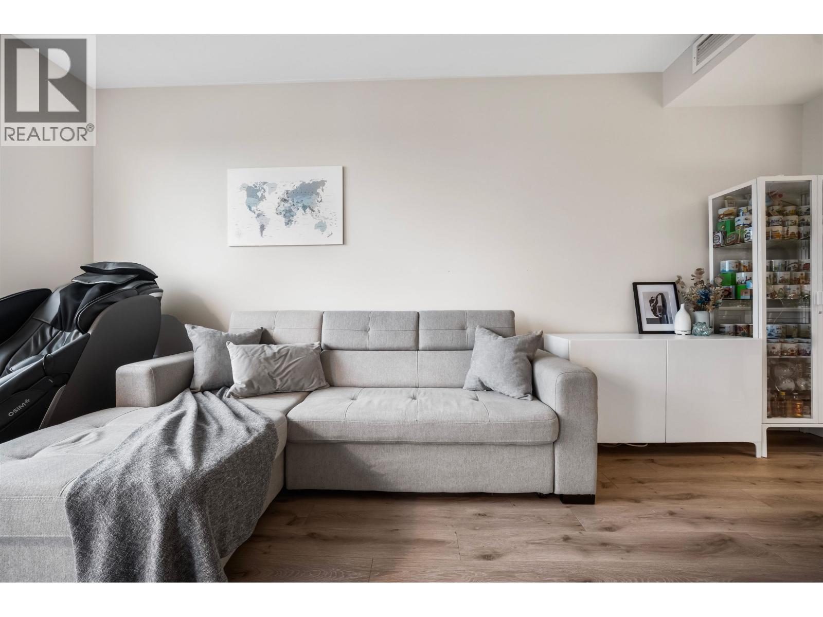 #511-9233 ODLIN Road, Richmond