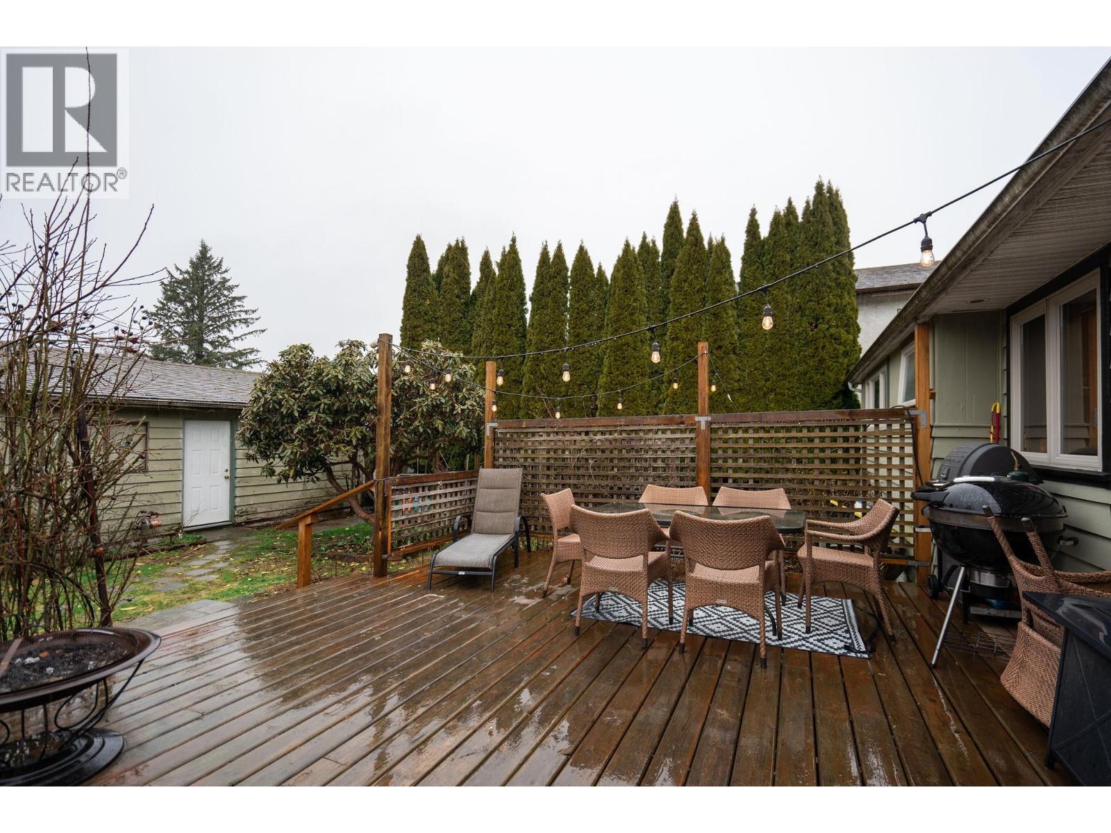 37963 FOURTH AVENUE, Squamish