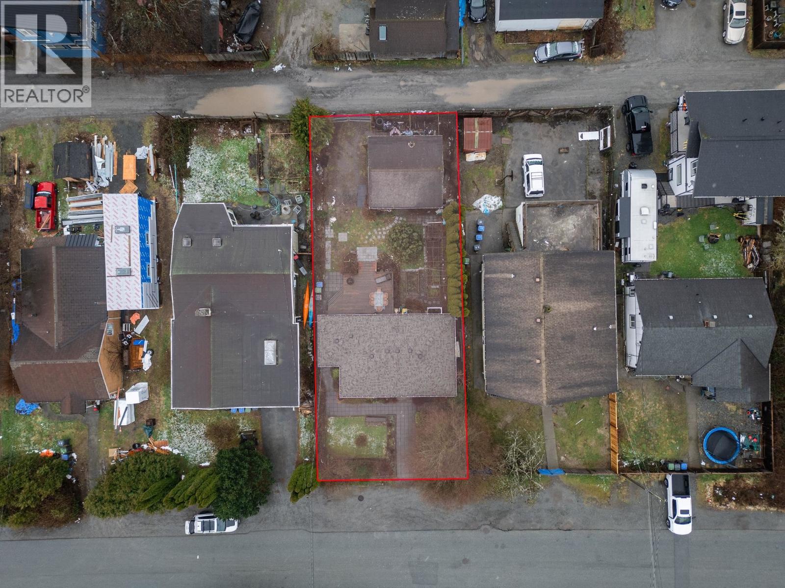 37963 FOURTH AVENUE, Squamish