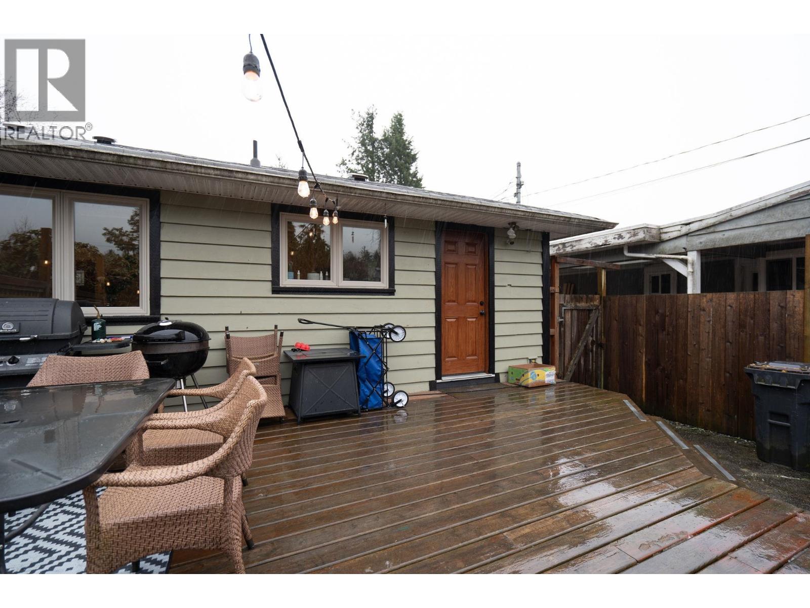 37963 FOURTH AVENUE, Squamish