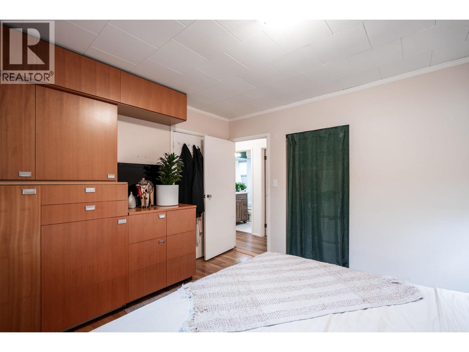 37963 FOURTH AVENUE, Squamish