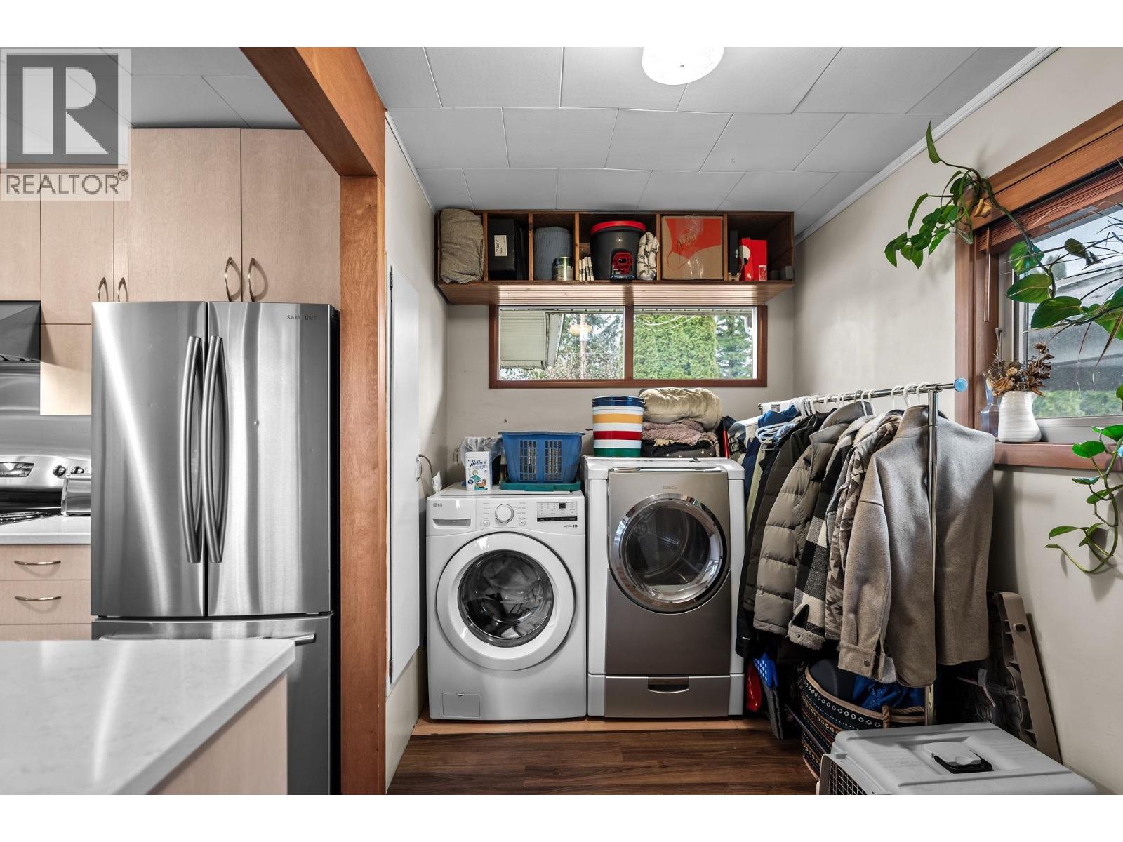 37963 FOURTH AVENUE, Squamish