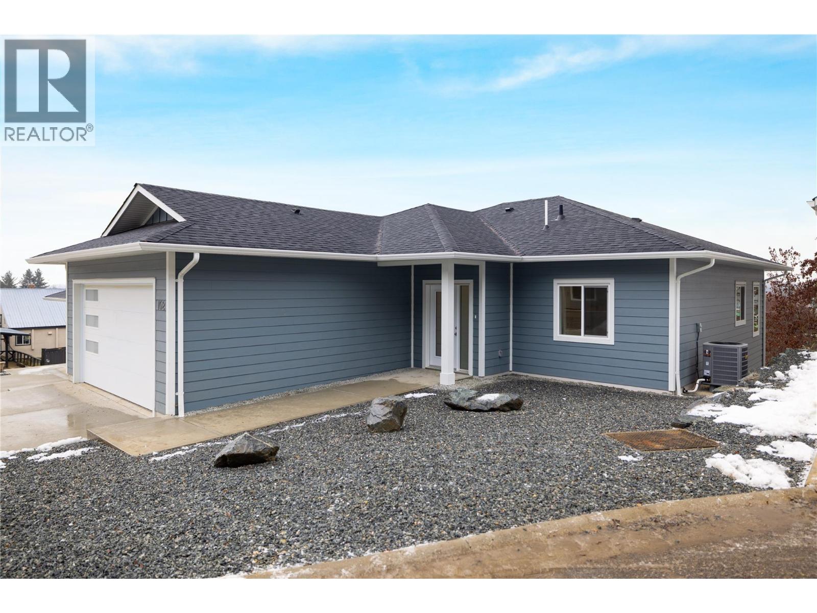 806 Cliff Avenue Unit# 102, Enderby