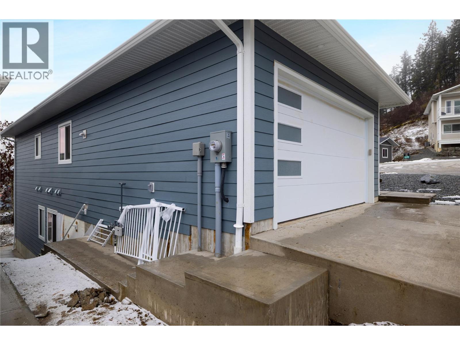 806 Cliff Avenue Unit# 102, Enderby