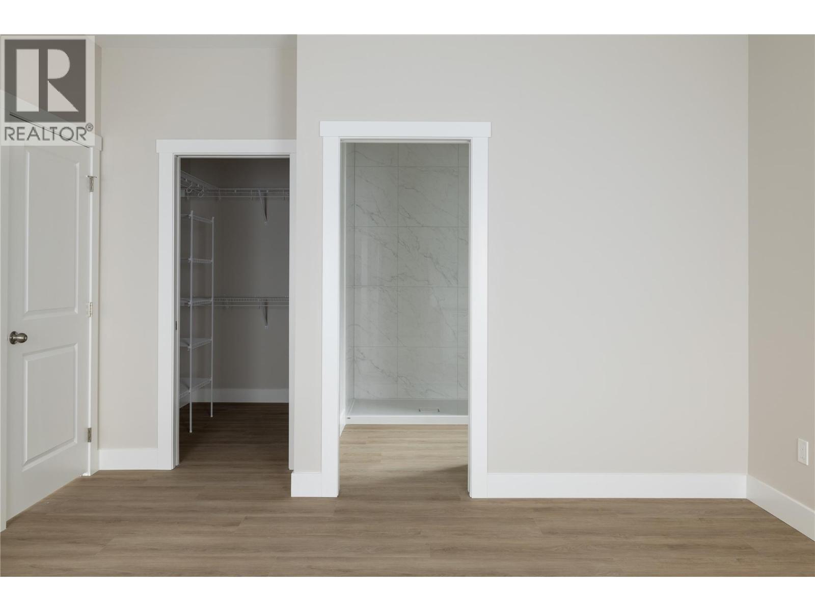 806 Cliff Avenue Unit# 102, Enderby