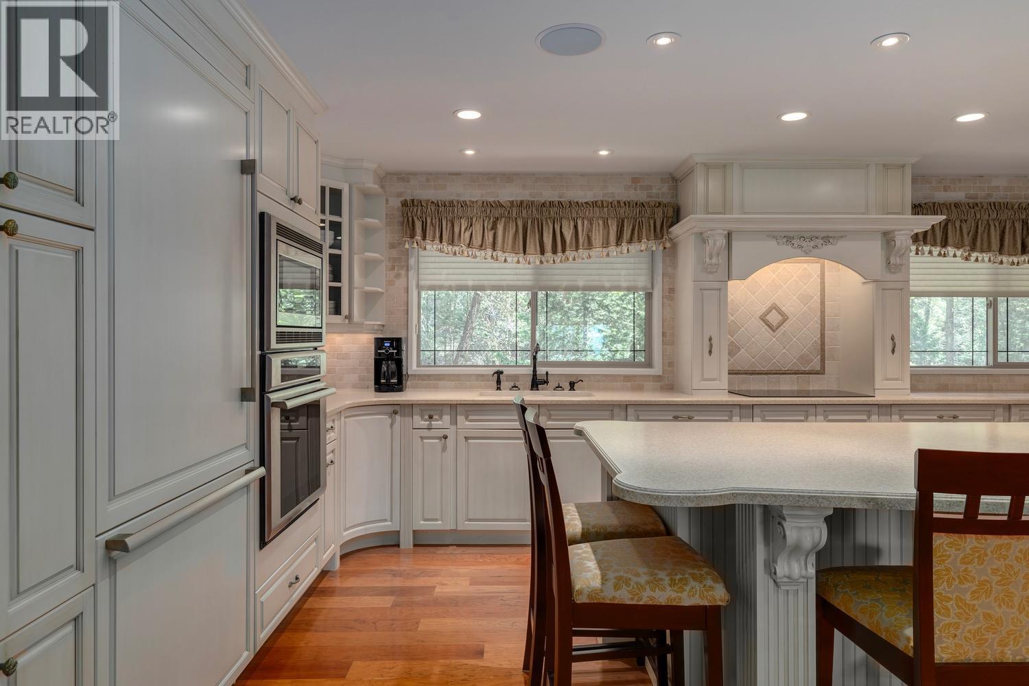 8566 EACRETT ROAD - 18