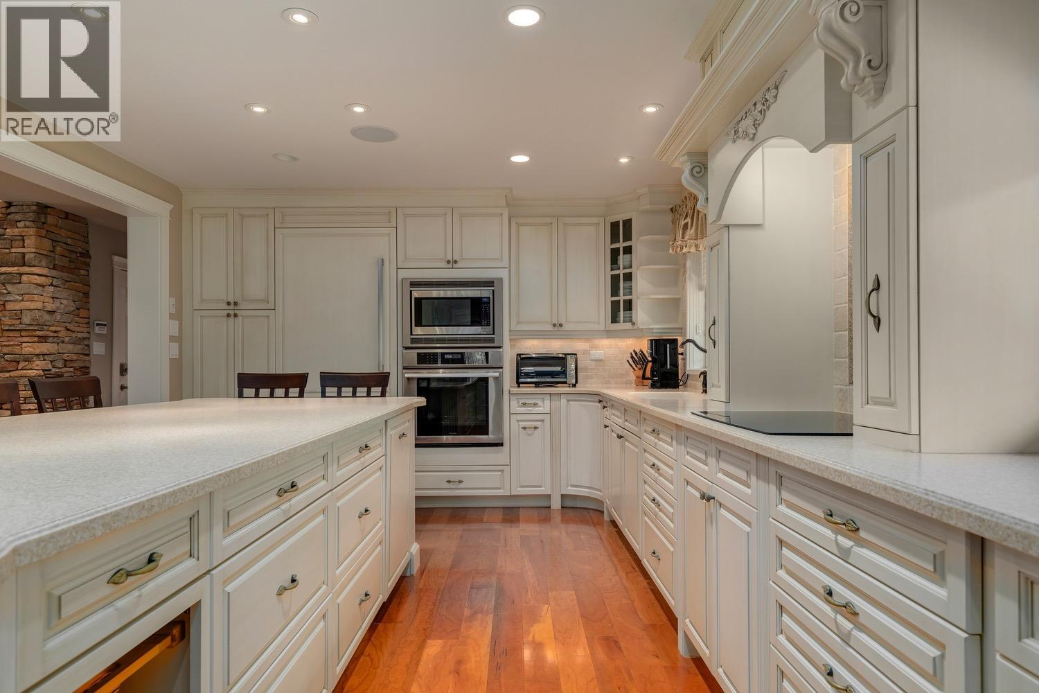 8566 EACRETT ROAD - 20