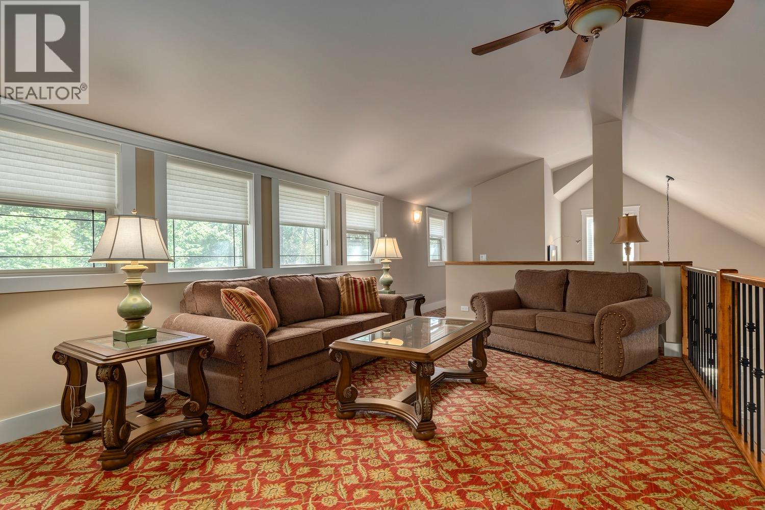 8566 EACRETT ROAD - 34