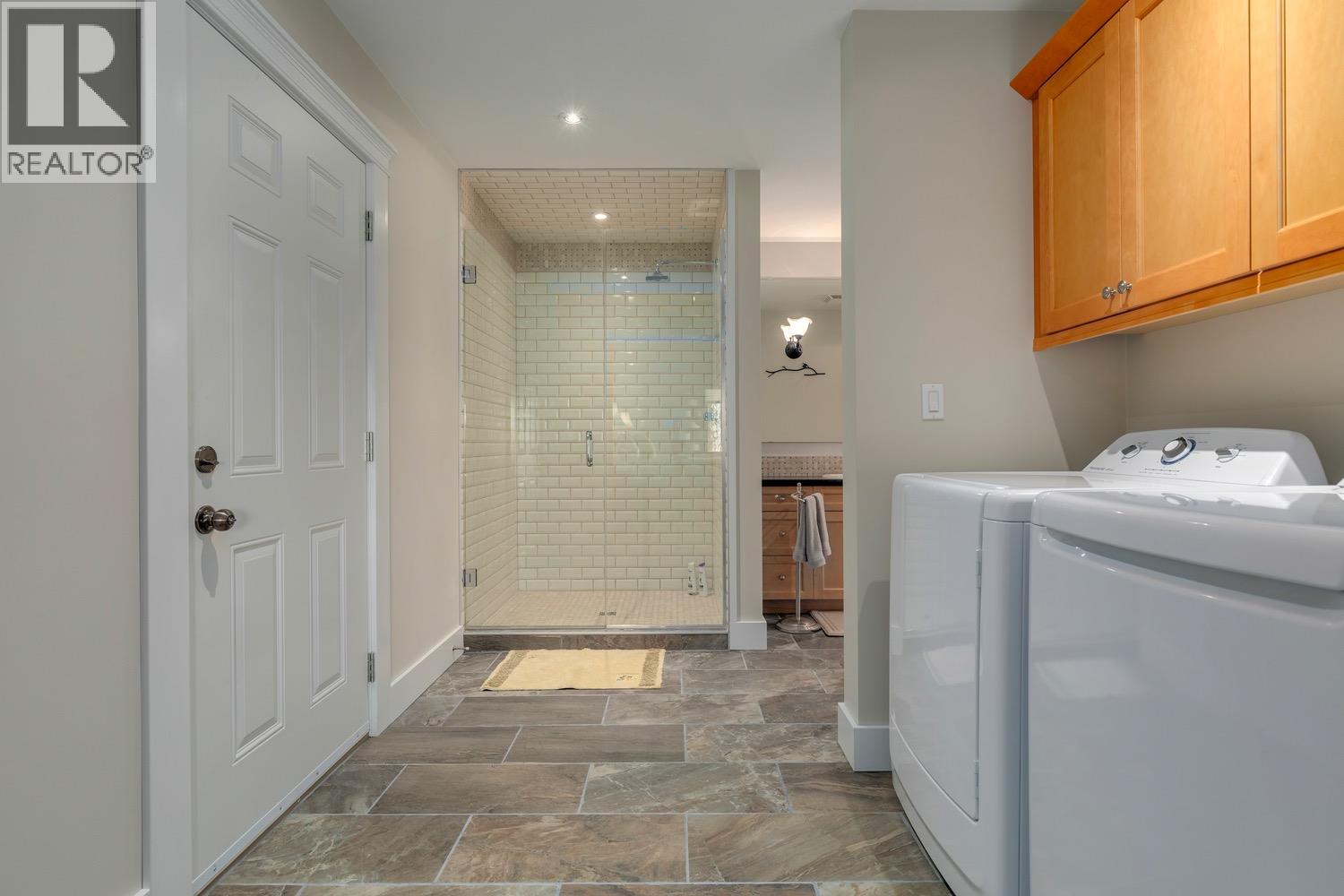 8566 EACRETT ROAD - 64