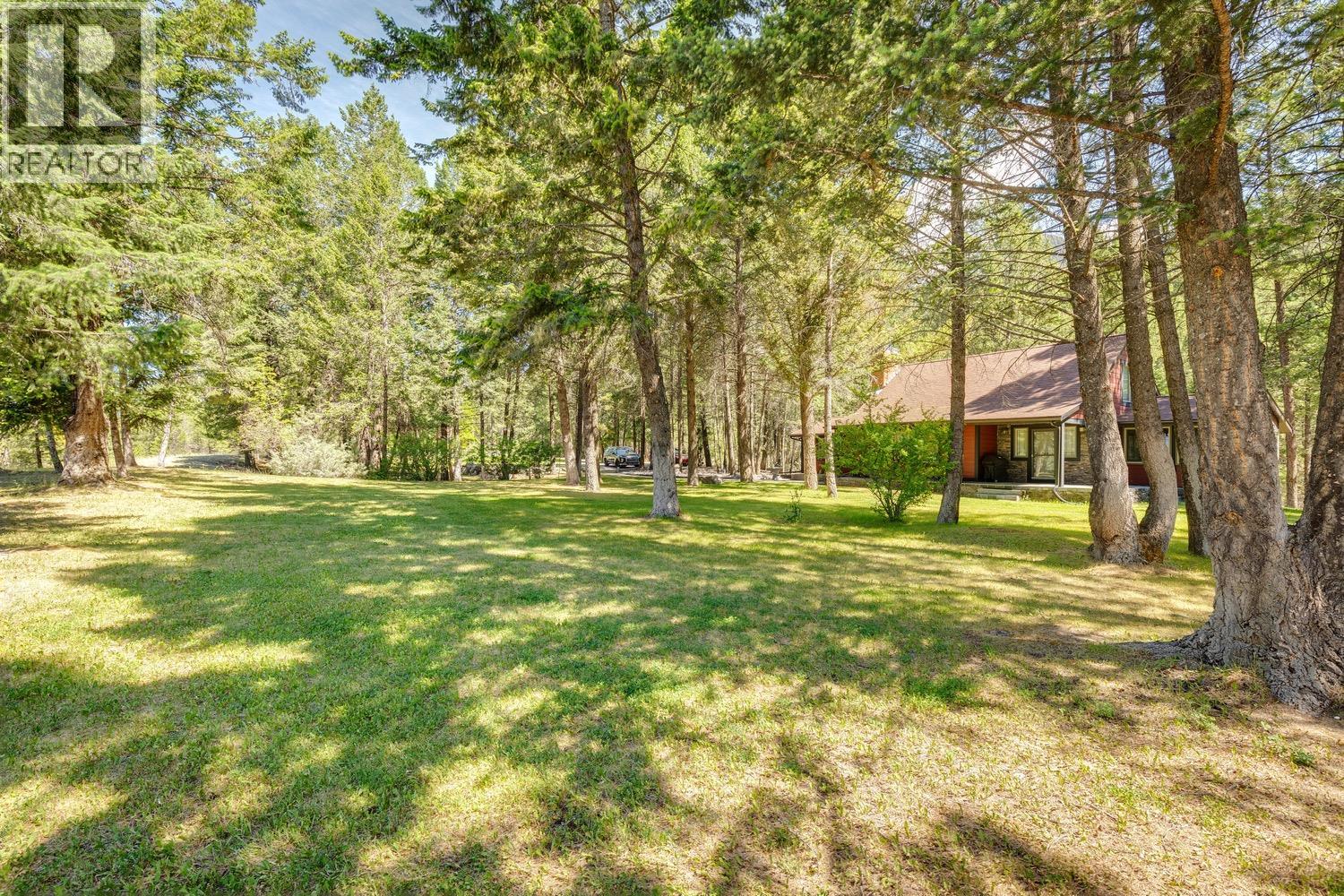 8566 EACRETT ROAD - 73