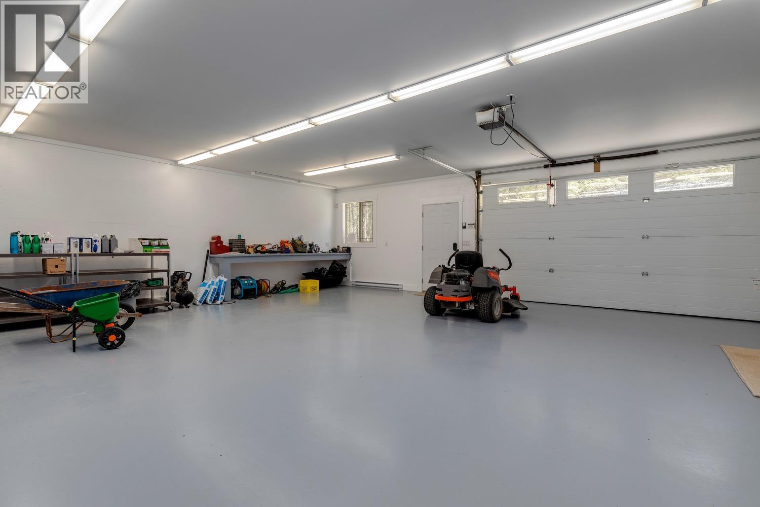 8566 EACRETT ROAD - 68