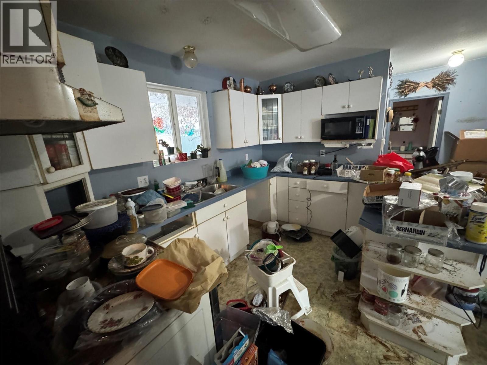 8175 Riverside Drive, Grand Forks