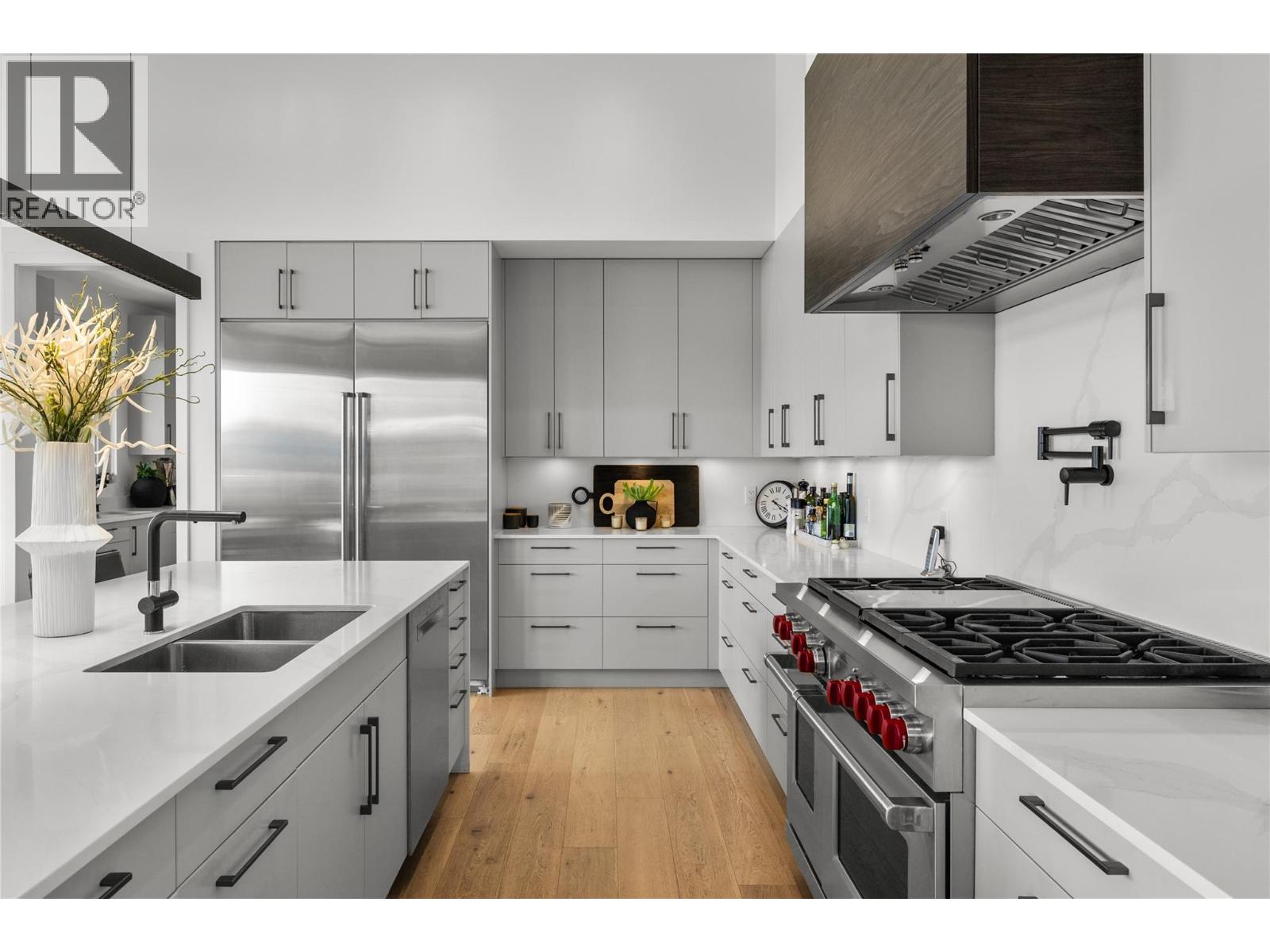  392 Stellar Drive, Kelowna