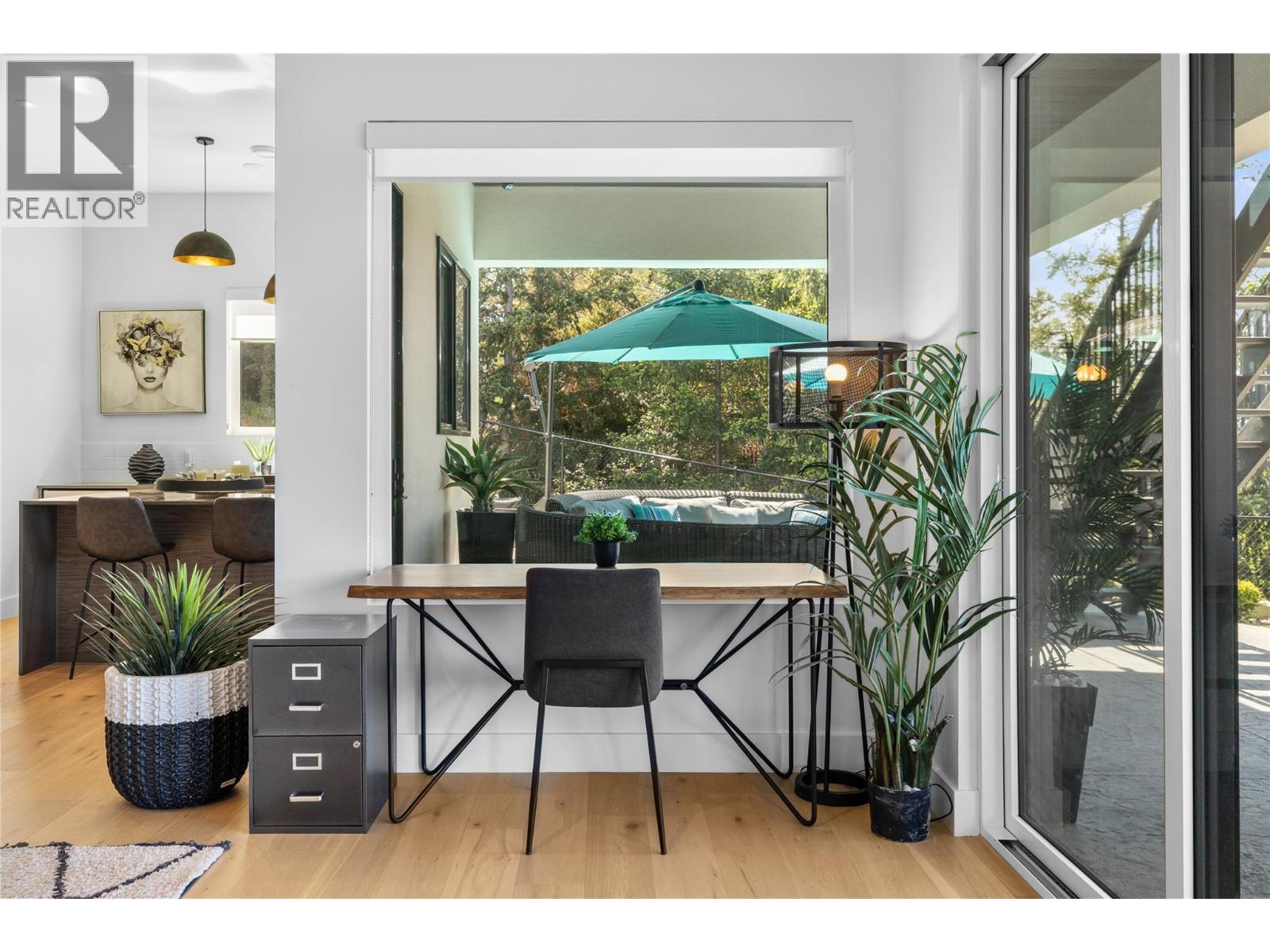  392 Stellar Drive, Kelowna