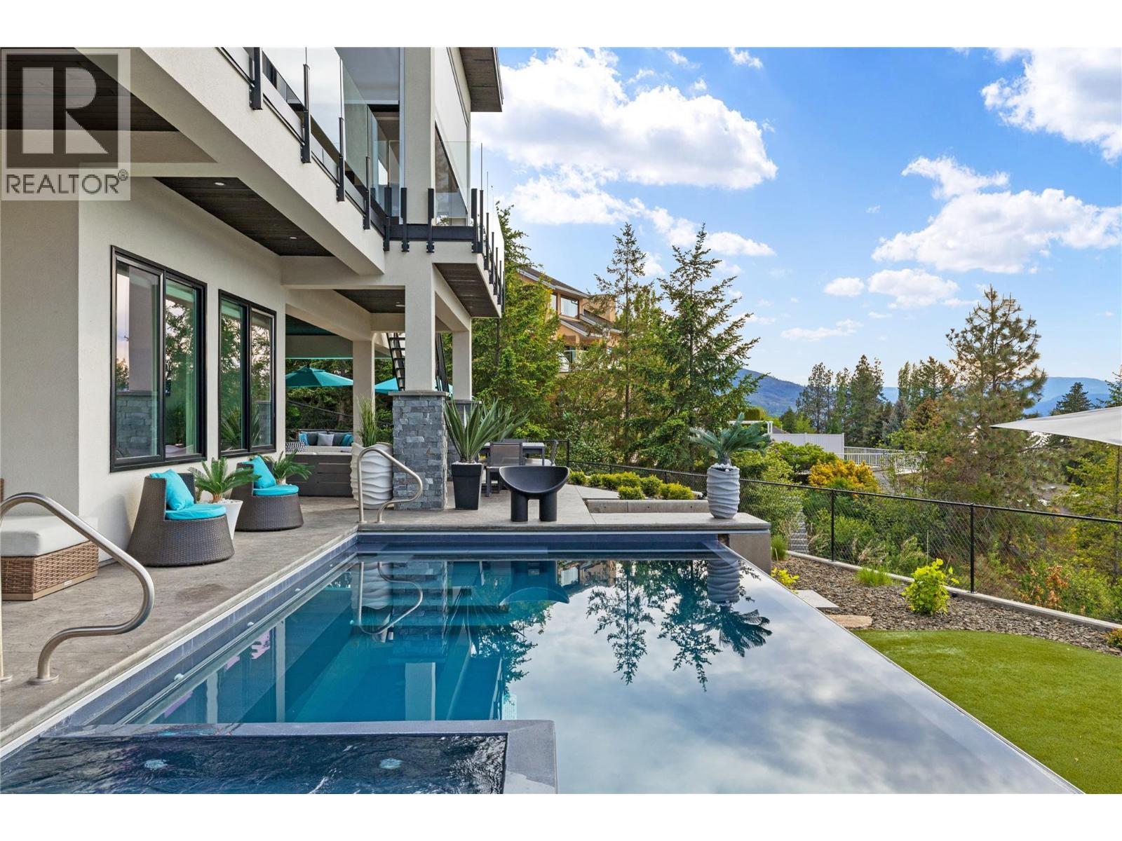  392 Stellar Drive, Kelowna