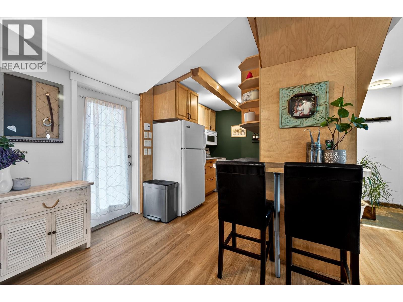 870 MCQUEEN Drive Unit# 114, Kamloops