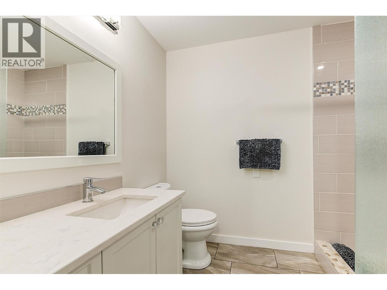 1506 Johnson Street, Summerland