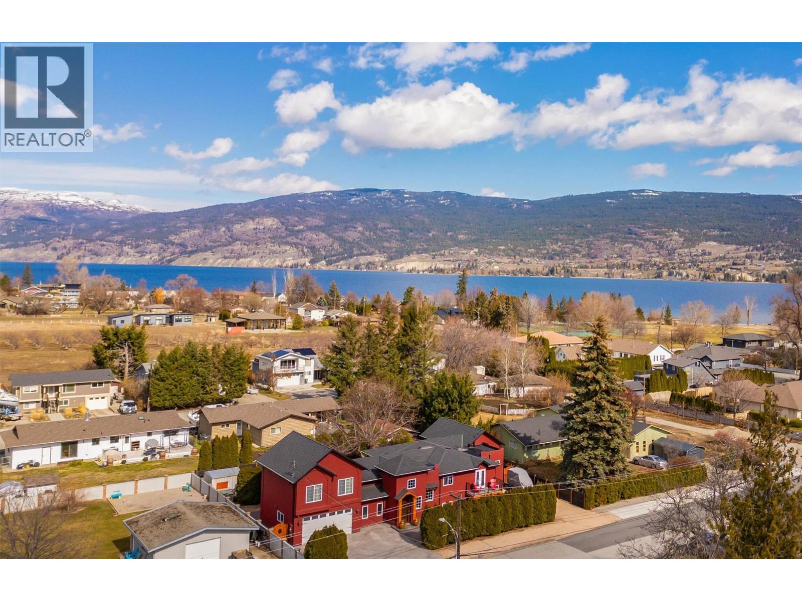 1506 Johnson Street, Summerland