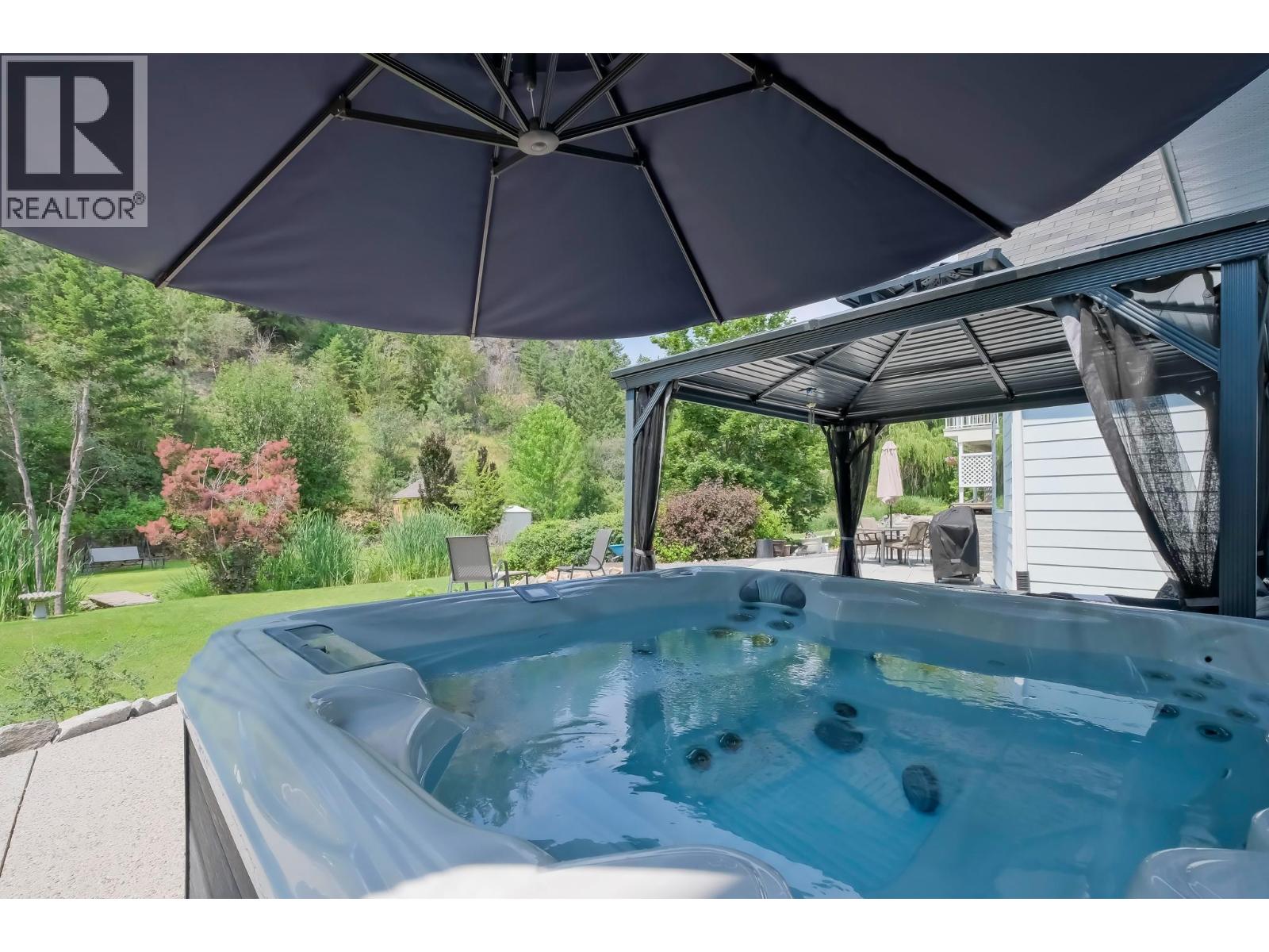 7200 VICTORIA Road S, Summerland