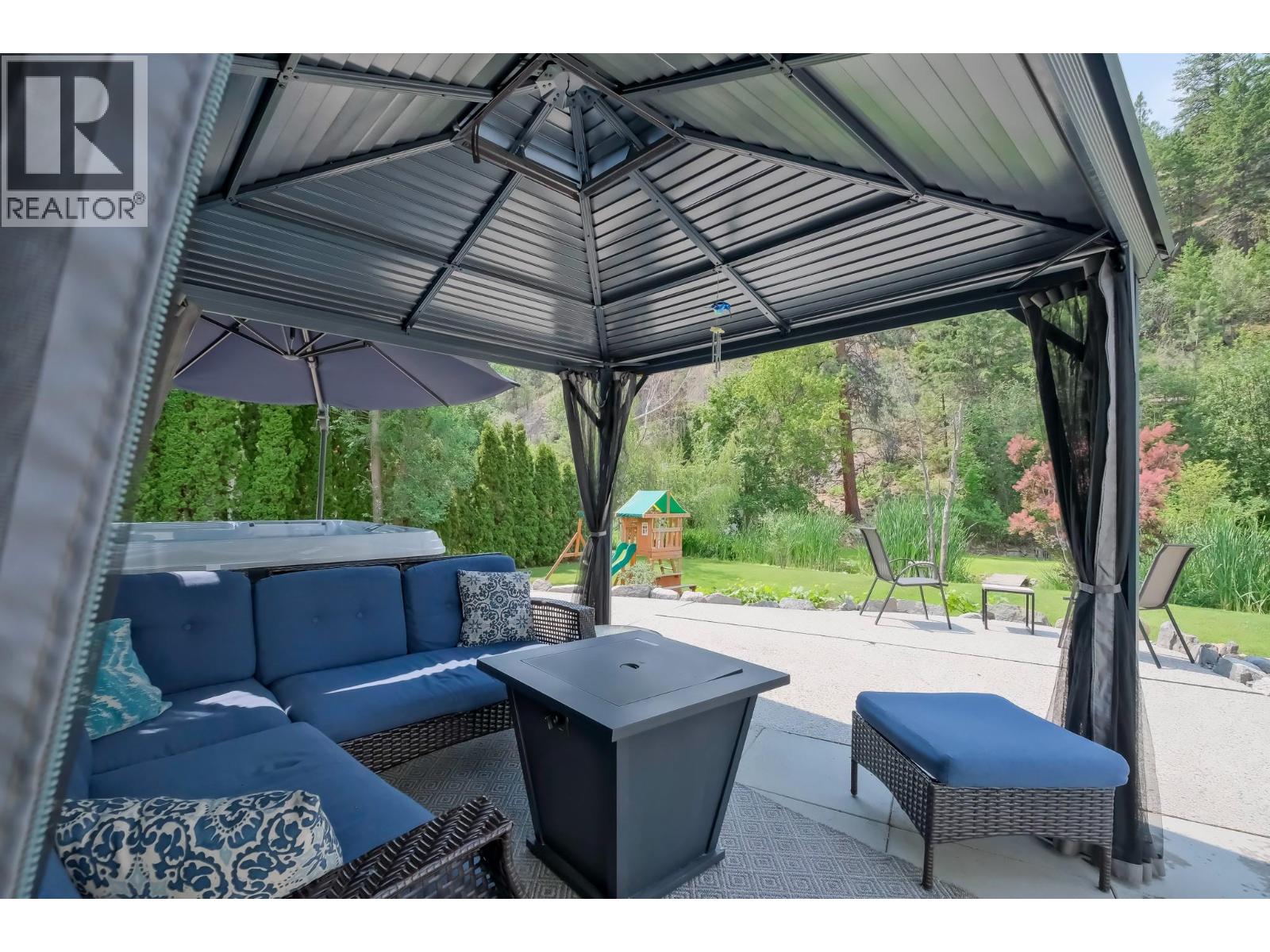 7200 VICTORIA Road S, Summerland