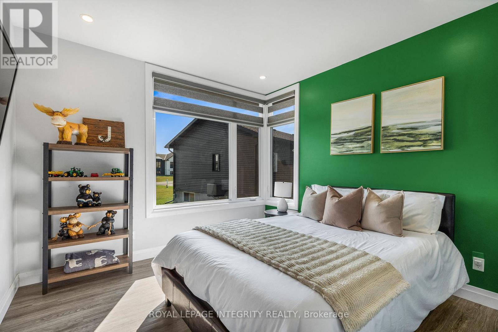 278 ROXANNE STREET - 21