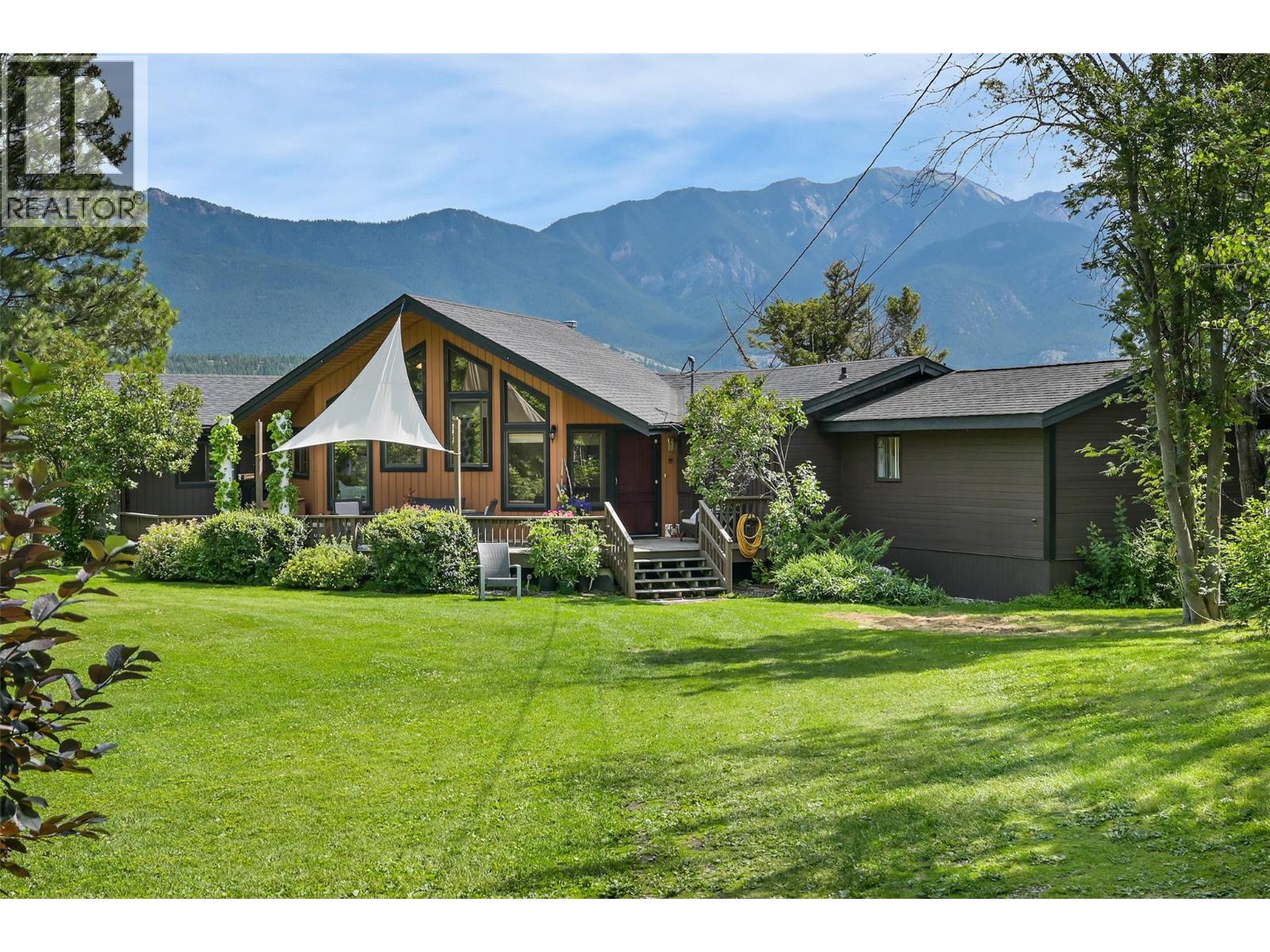  2384 Ruault Road, Invermere