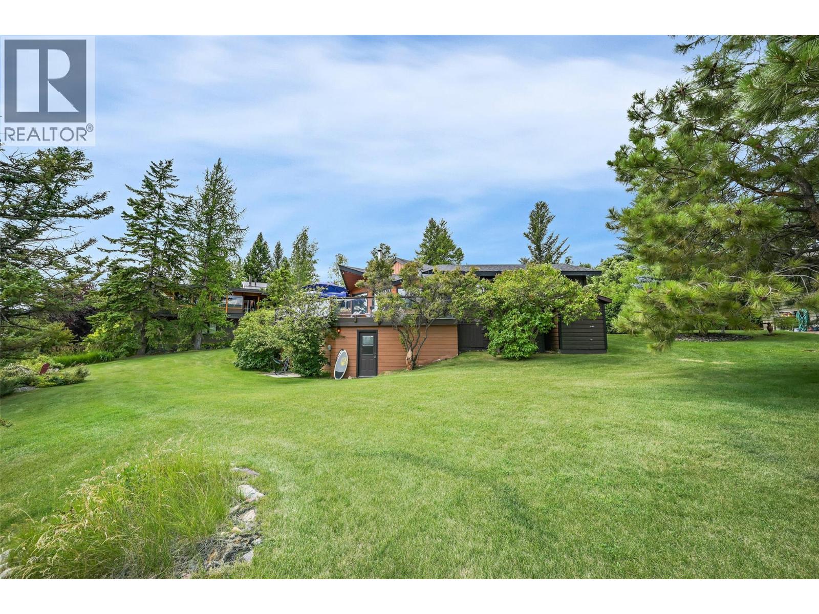  2384 Ruault Road, Invermere