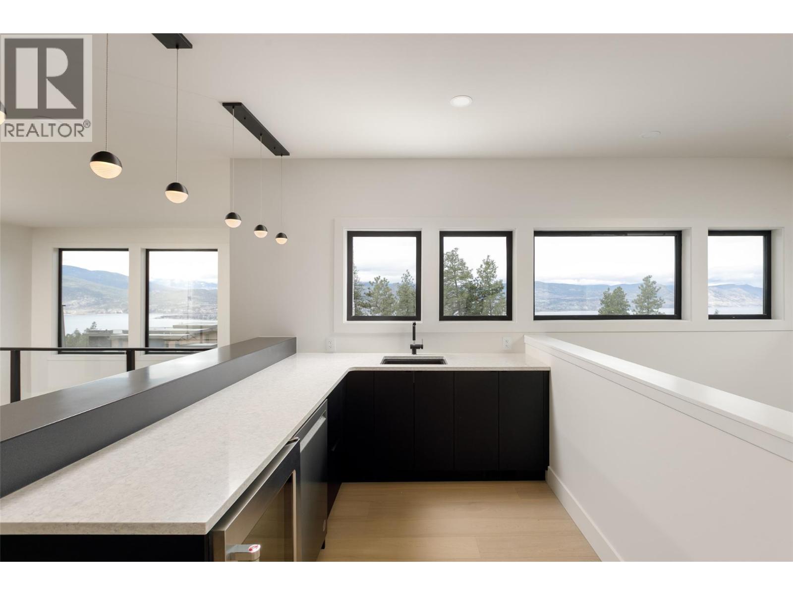 130 Flagstone Rise - 25