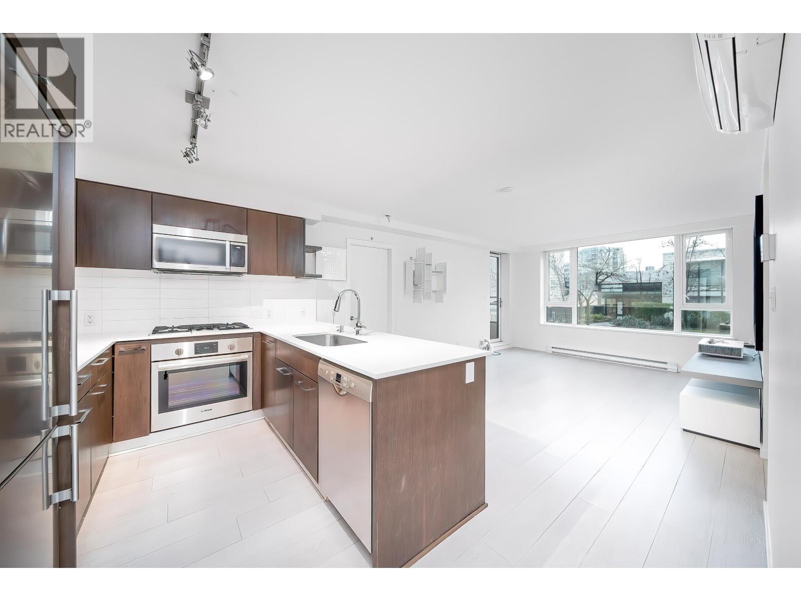 #701-7888 ACKROYD Road, Richmond