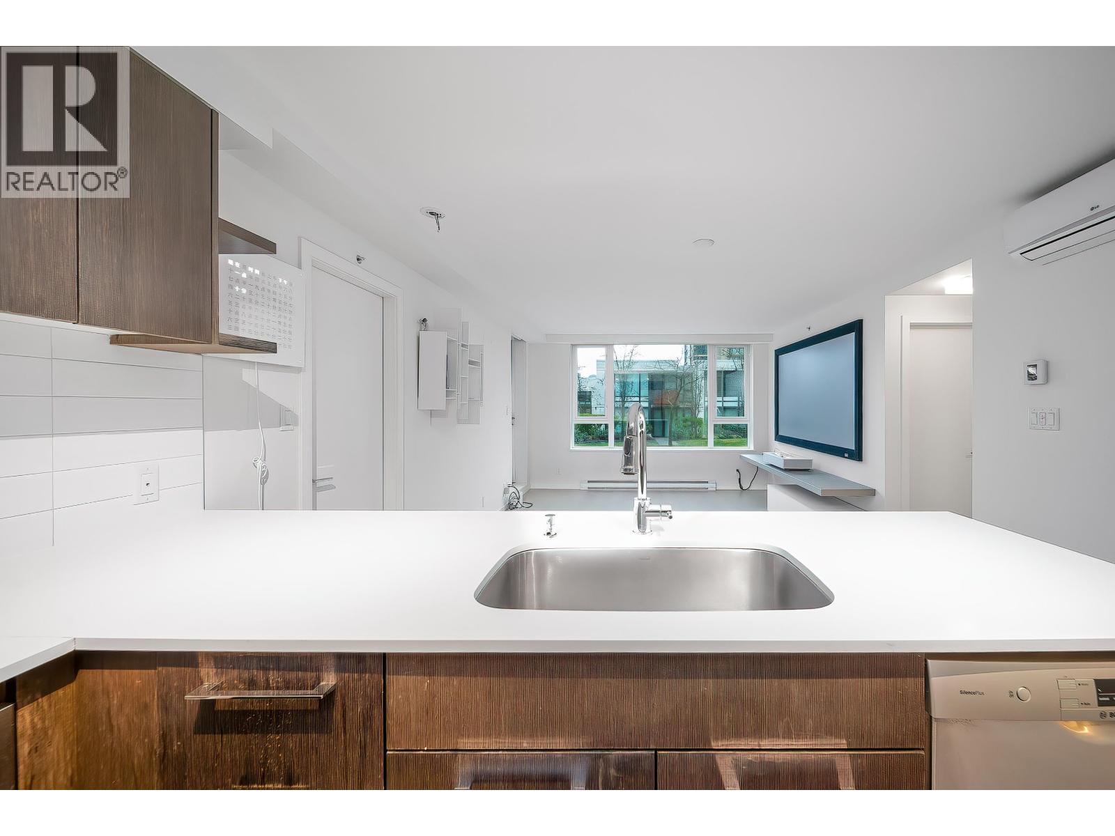 #701-7888 ACKROYD Road, Richmond