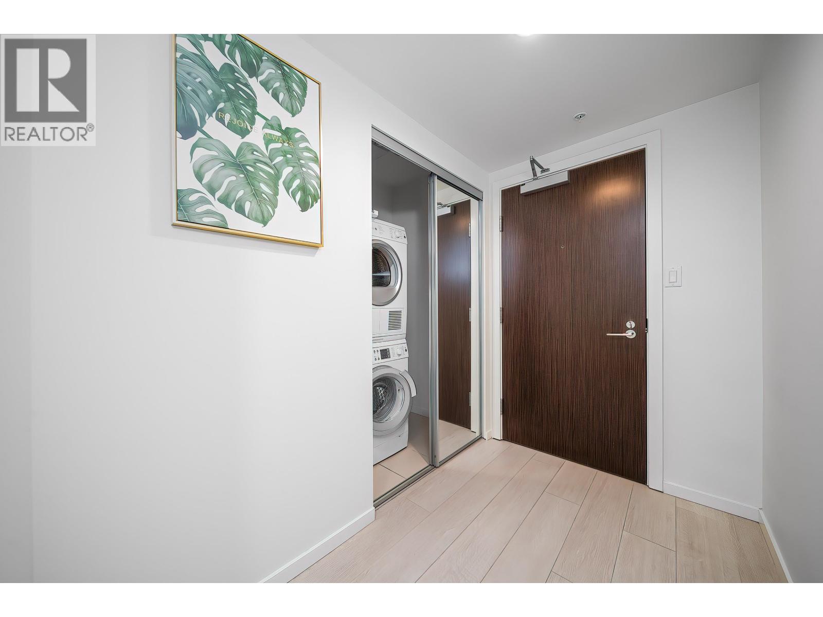 #701-7888 ACKROYD Road, Richmond