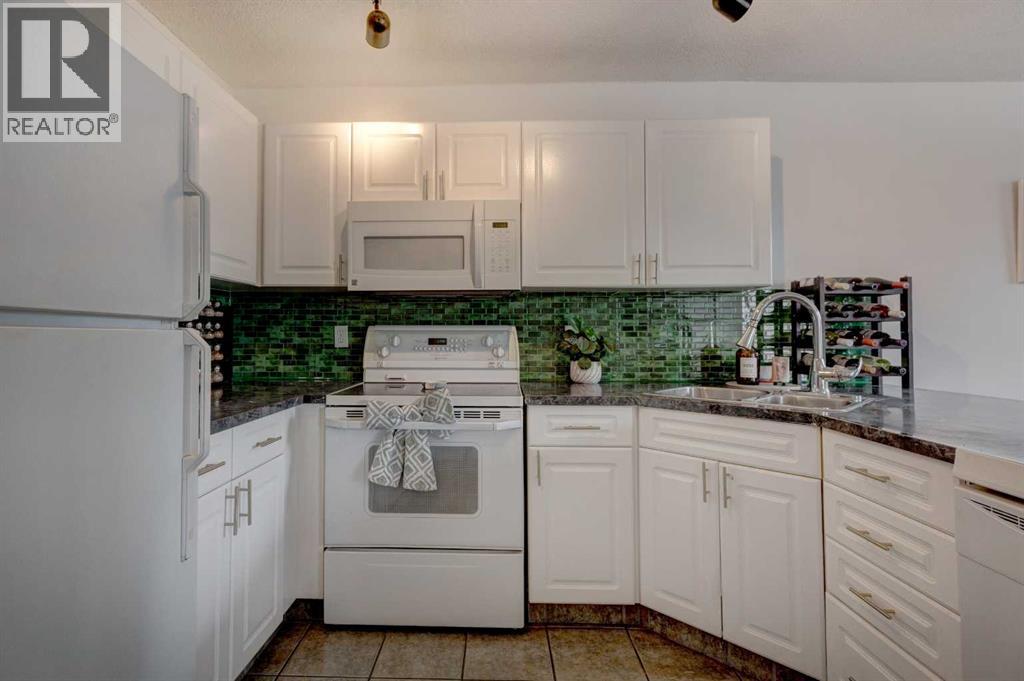 Single Family House for Sale in    Avenue SW Beltline Calgary 