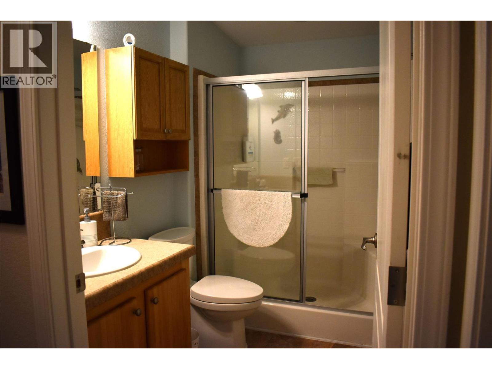 41 8300 Gallagher Lake Frontage Road, Oliver