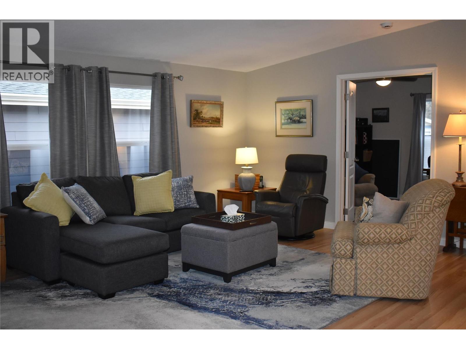 41 8300 Gallagher Lake Frontage Road, Oliver