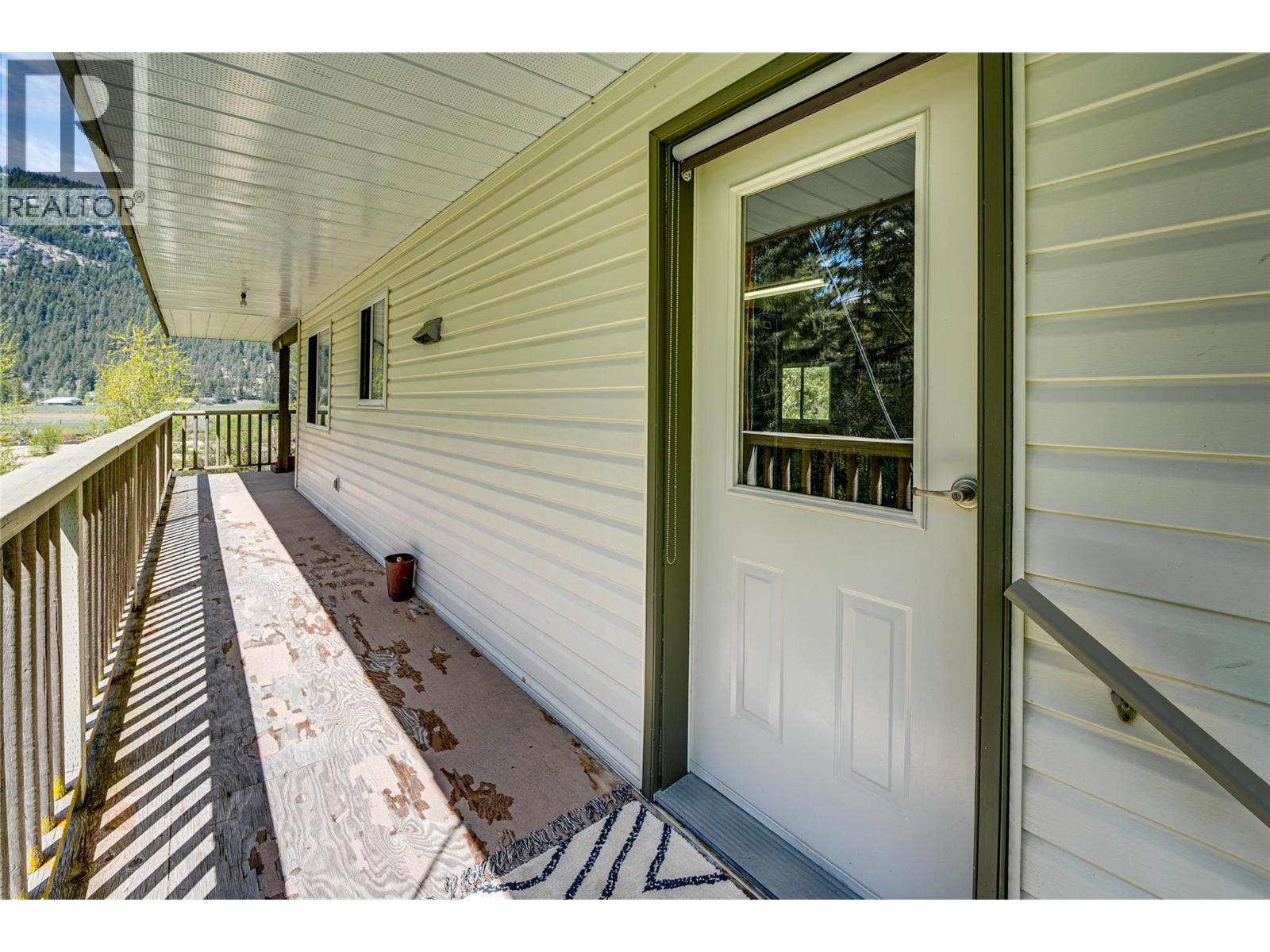 3315 Fiva Creek Road S, Westbridge