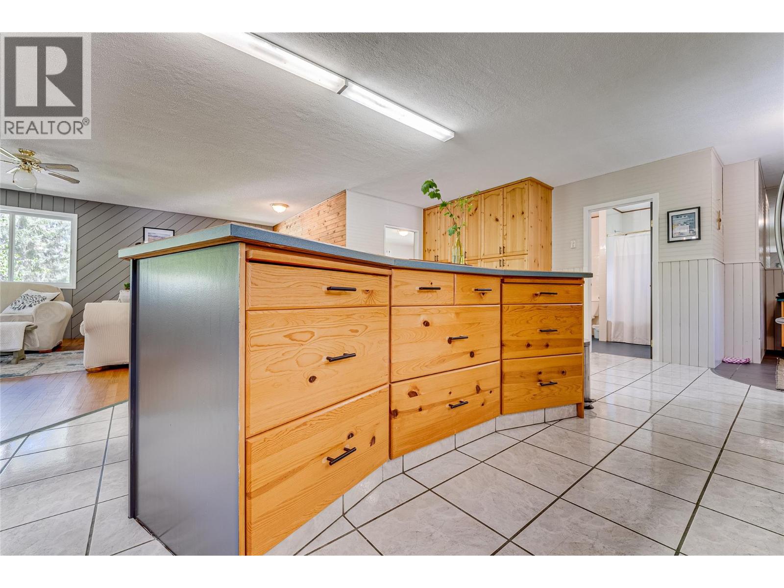 3315 Fiva Creek Road S, Westbridge