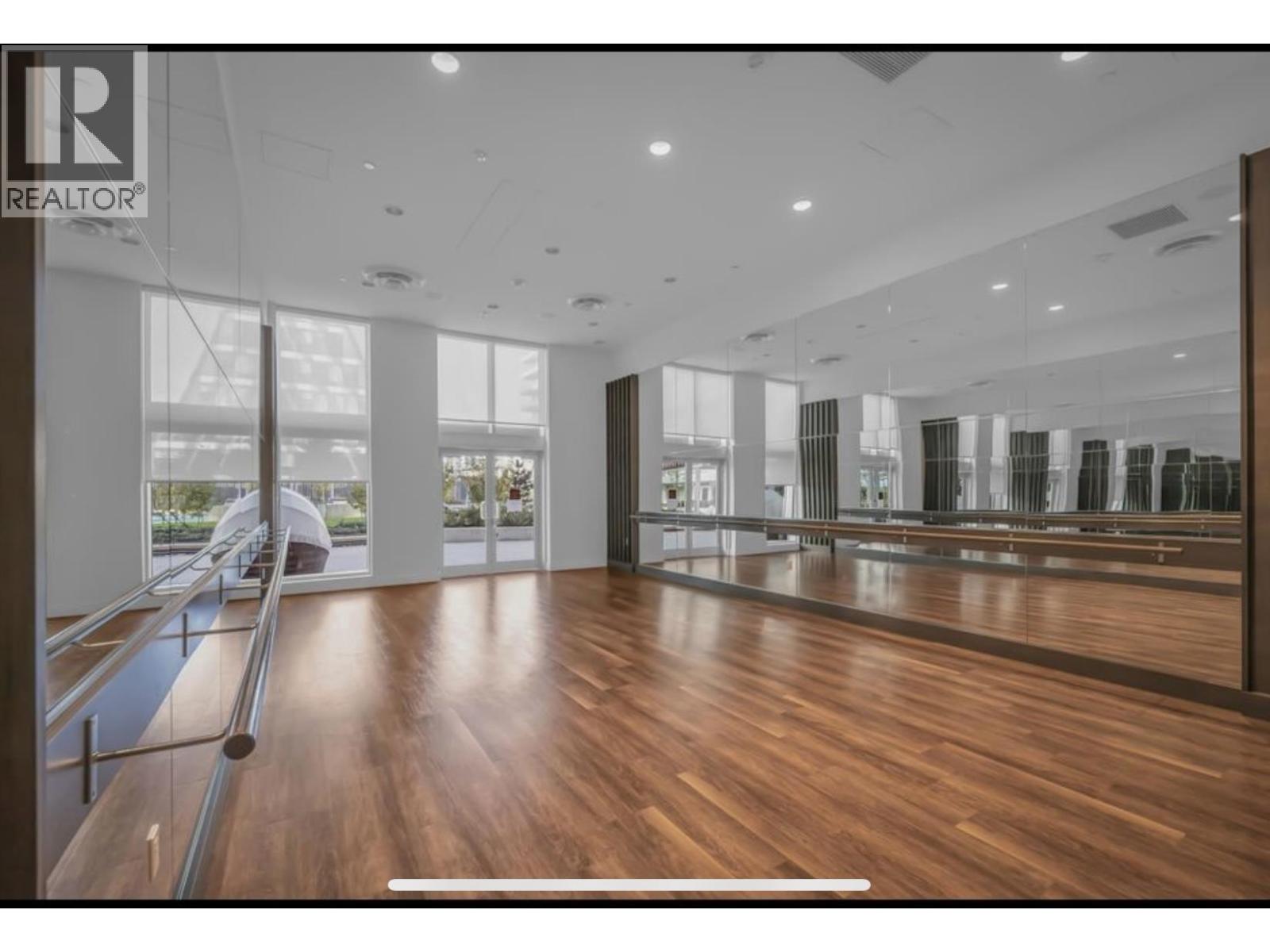 #561-6320 NO. 3 Road, Richmond