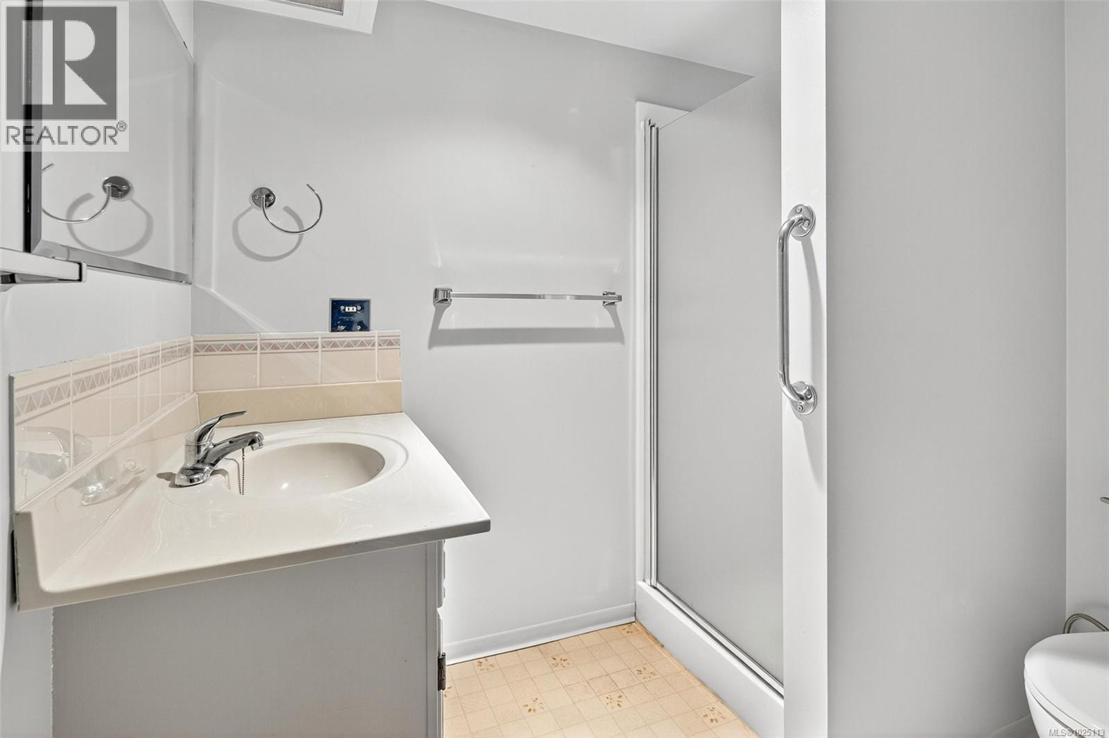 201 1188 Yates Street, Victoria