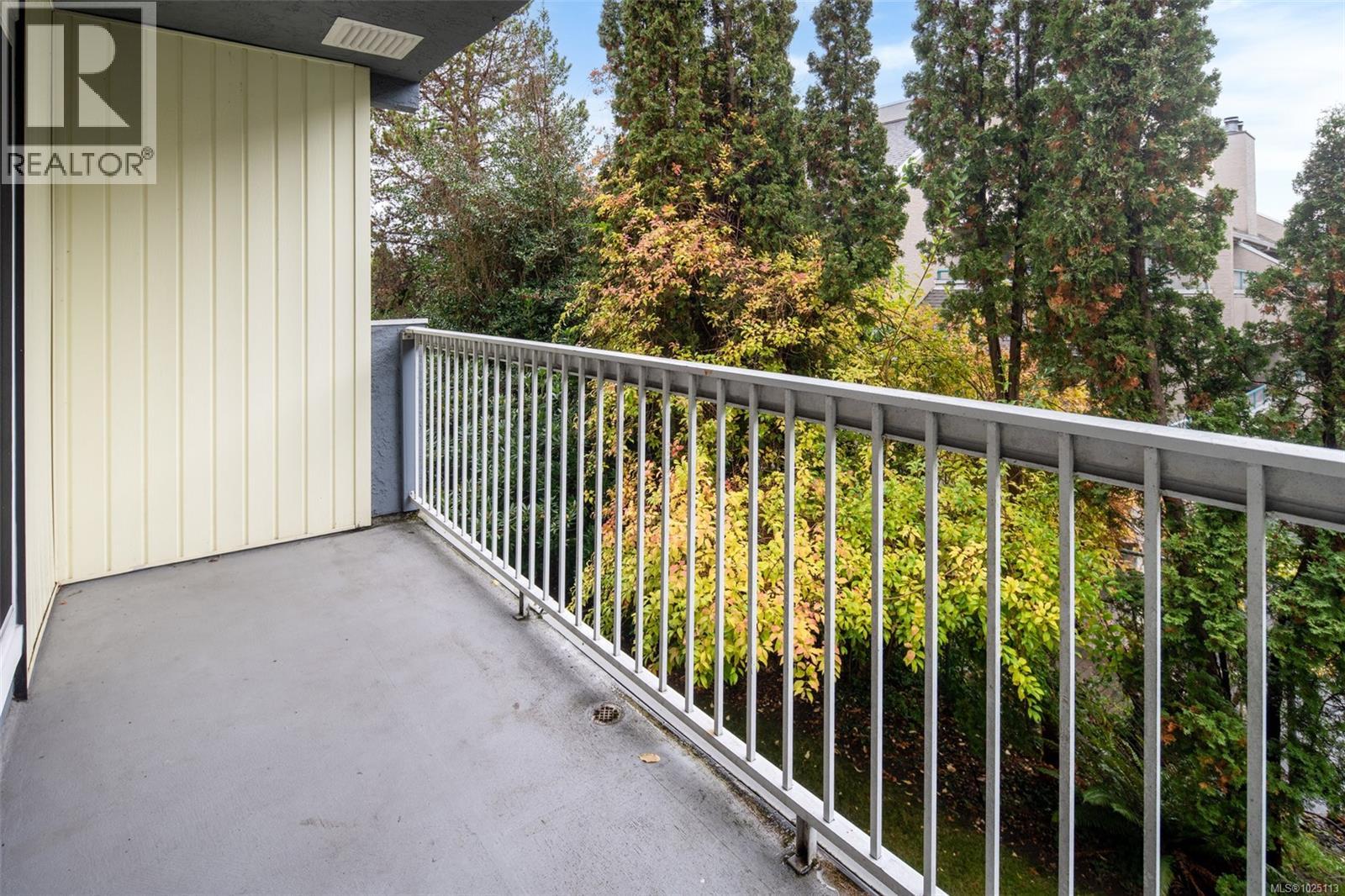 201 1188 Yates Street, Victoria