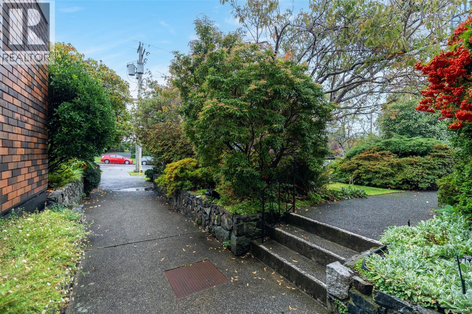 201 1188 Yates Street, Victoria