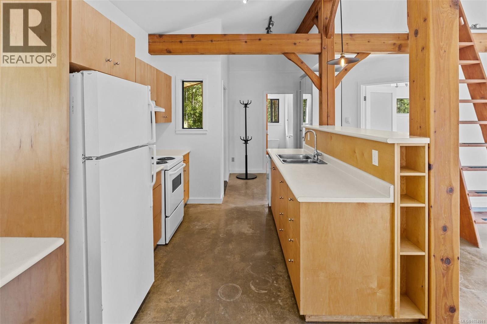  400 Baker Road, Salt Spring