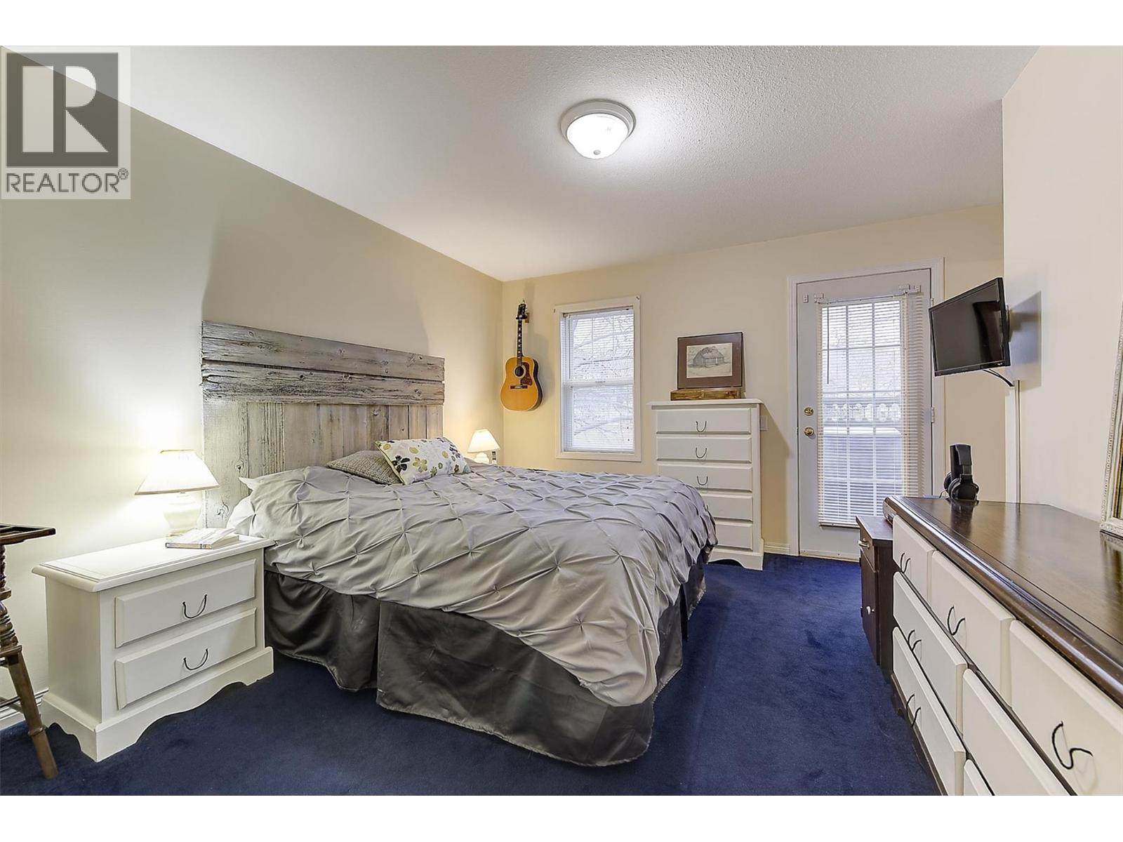 5280 Allenby Lane, Kelowna