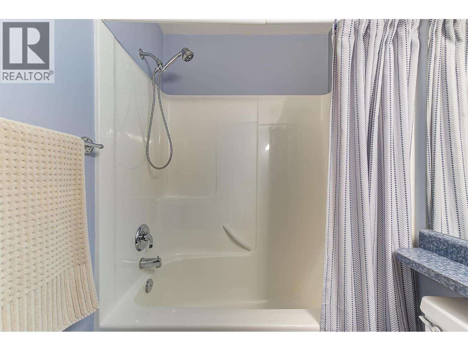 5280 Allenby Lane, Kelowna