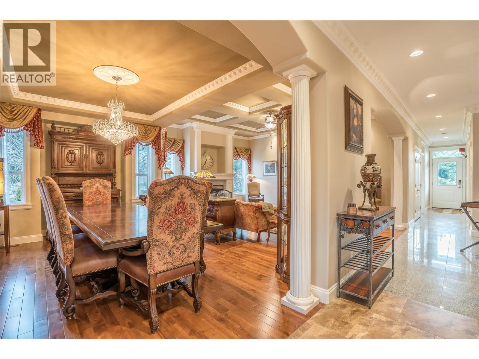 186 Jewel Place, Summerland