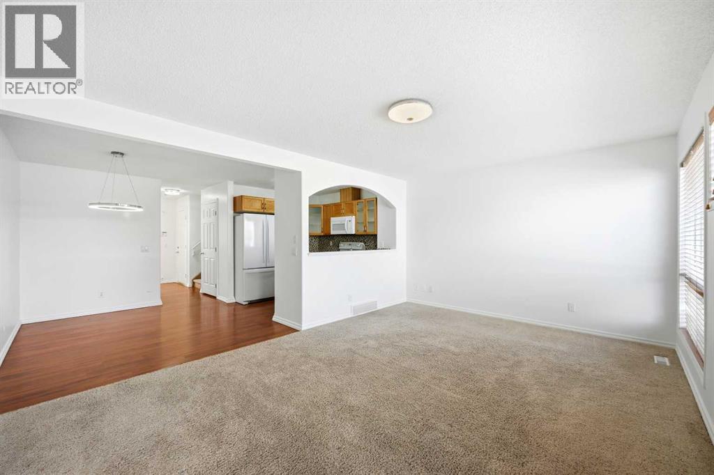 Single Family House for Sale in  Royal Birch Mount NW Royal Oak Calgary 