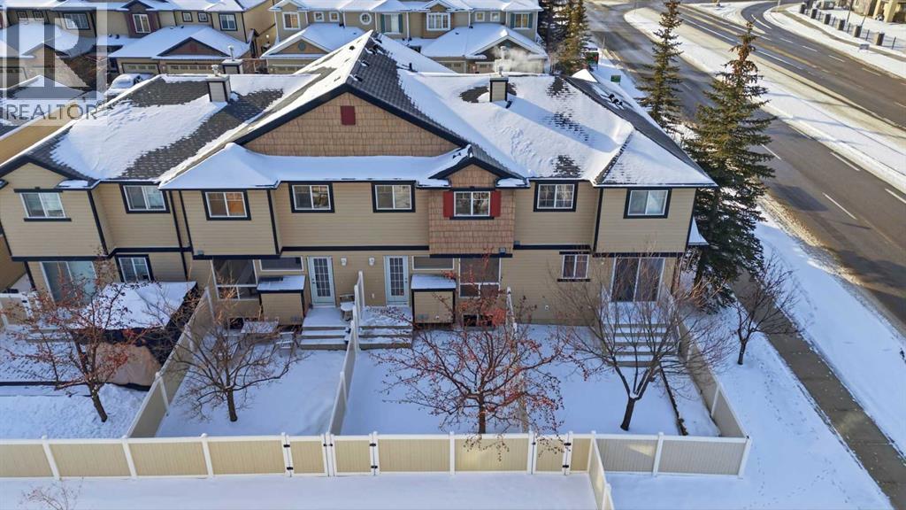 Single Family House for Sale in  Royal Birch Mount NW Royal Oak Calgary 