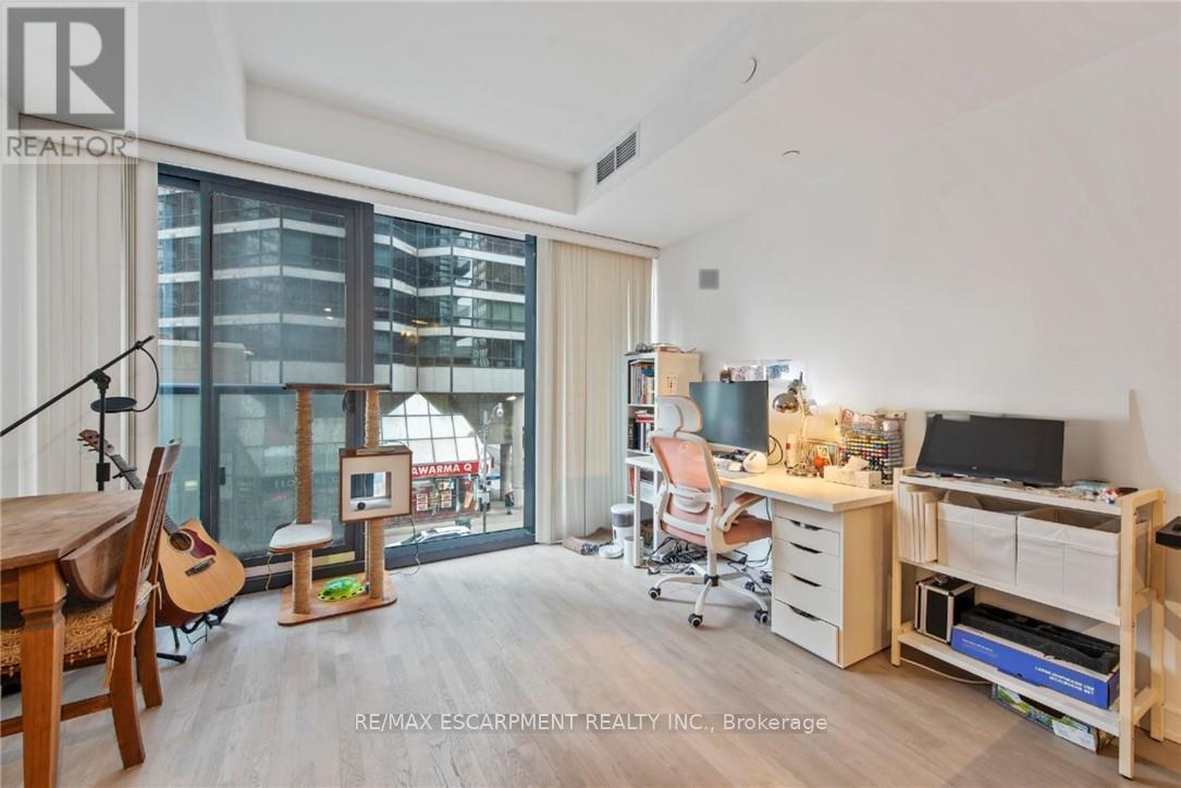 #206 57 ST JOSEPH STREET - 14