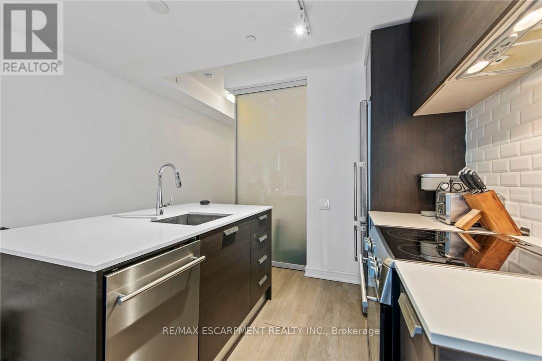 #206 57 ST JOSEPH STREET - 15