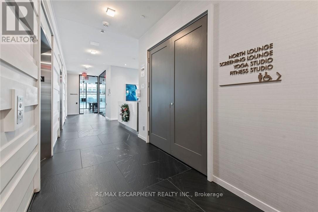#206 57 ST JOSEPH STREET - 27