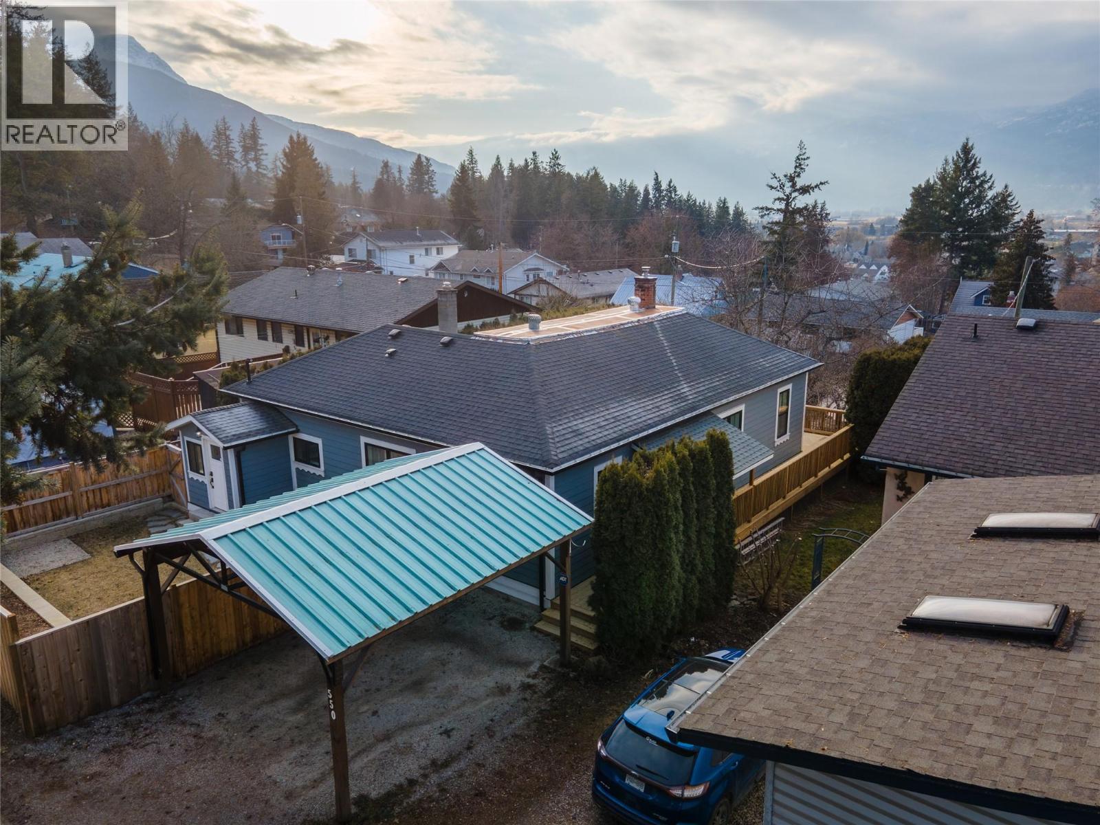 550 6 Street, Salmon Arm